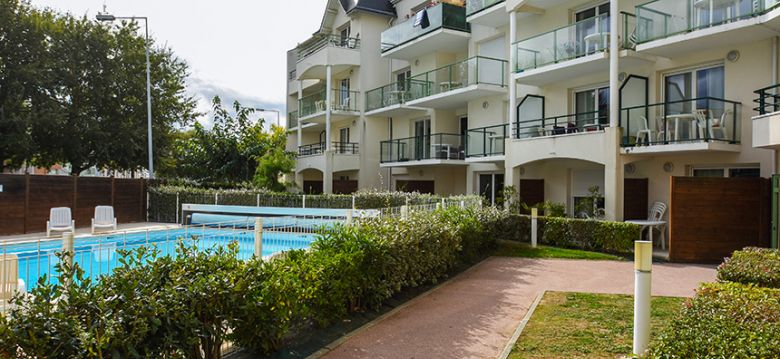 Résidence Vacanceole Les Jardins de L’amirauté**