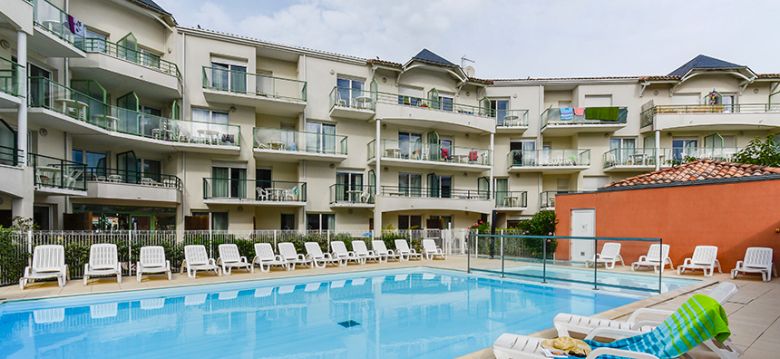 Résidence Vacanceole Les Jardins de L’amirauté**