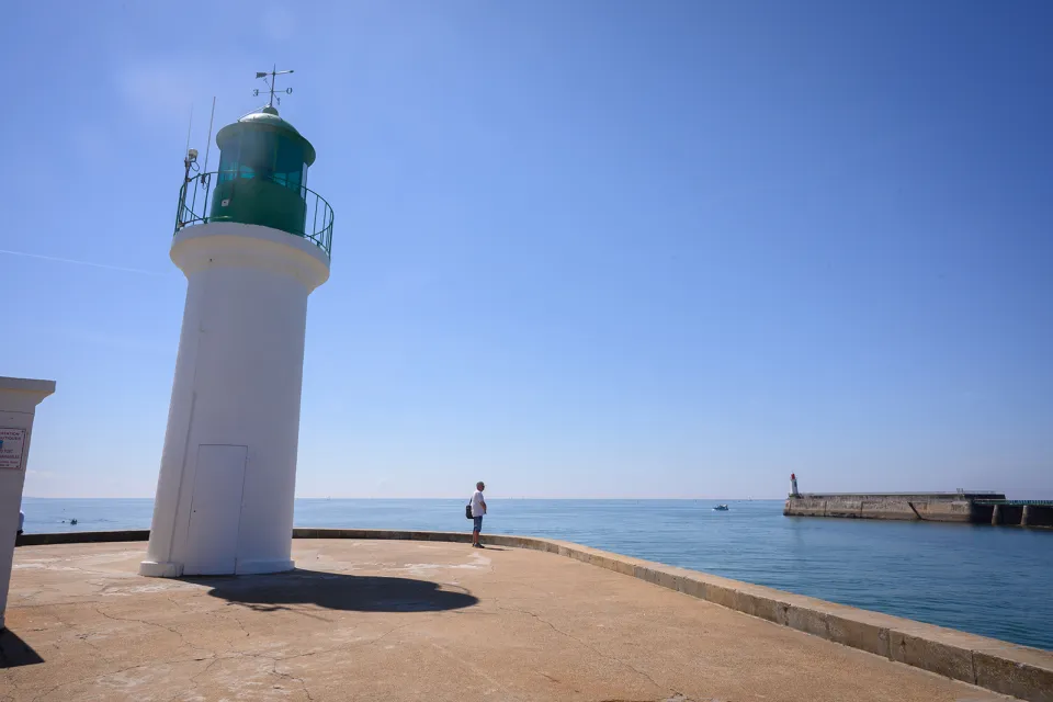 LE PHARE VERT
