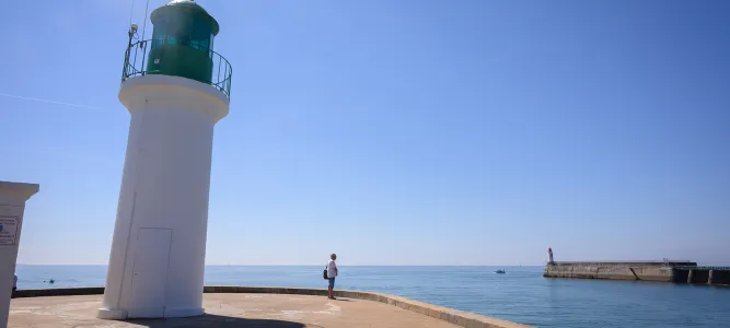 LE PHARE VERT