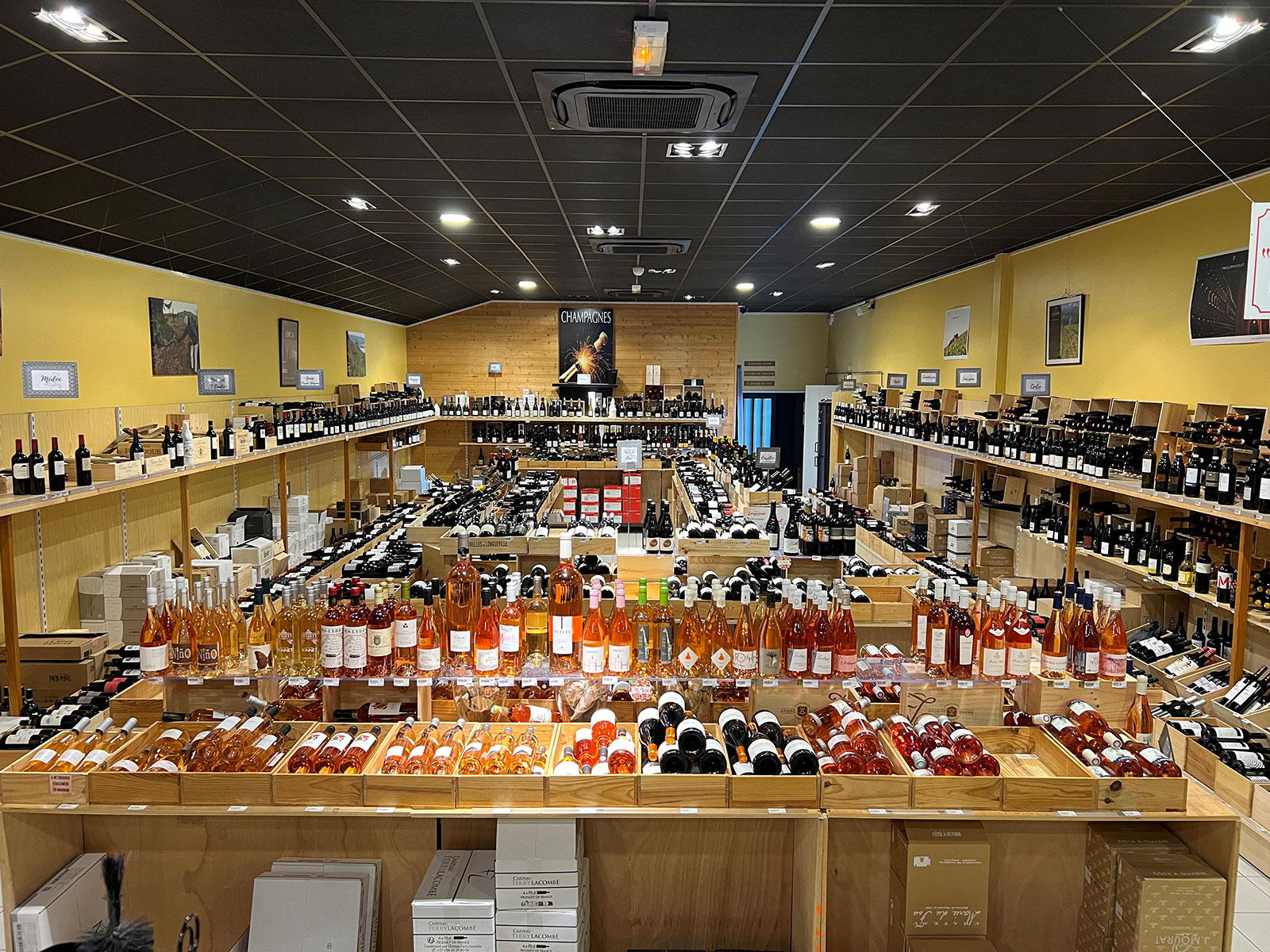 Marché aux Vins