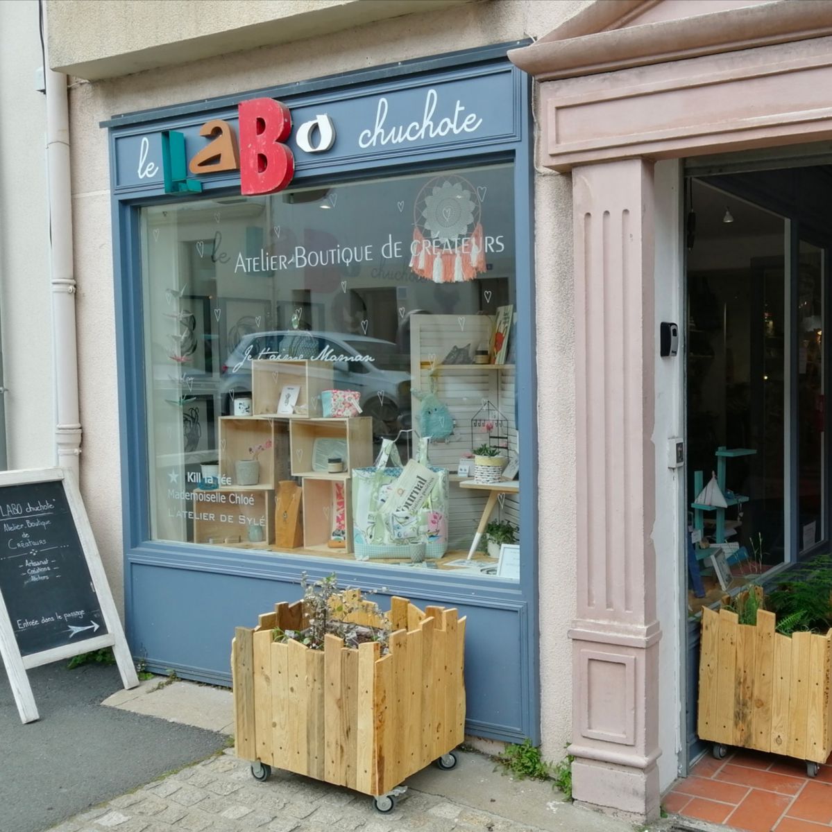 le LABO chuchote