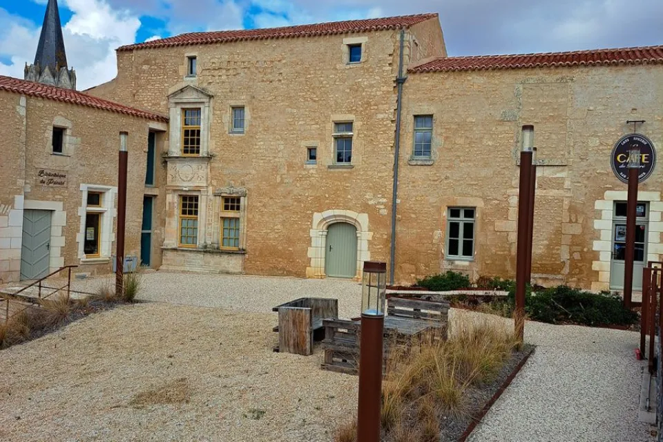 Mouzeuil-Saint-Martin