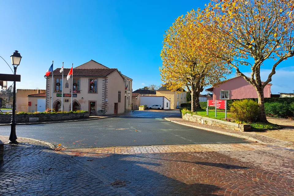 La Tardière