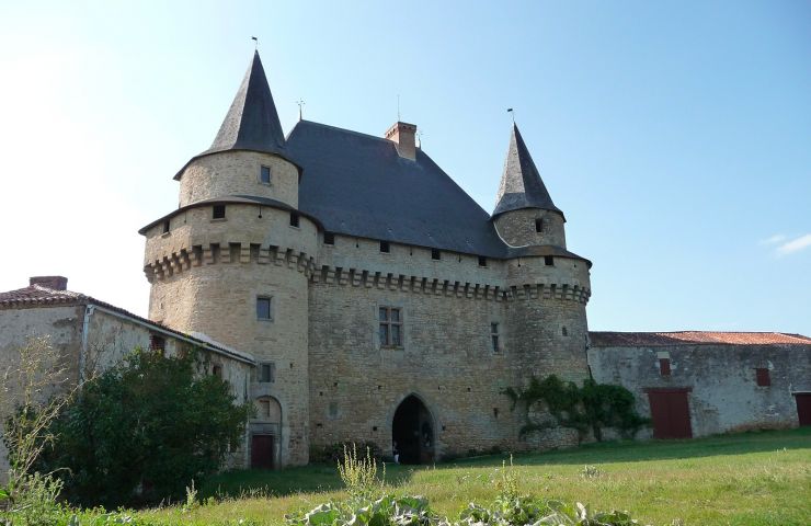 Feudal castle of Sigournais