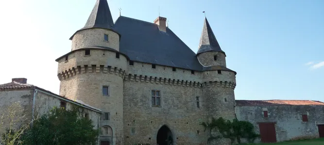Château Féodal de Sigournais
