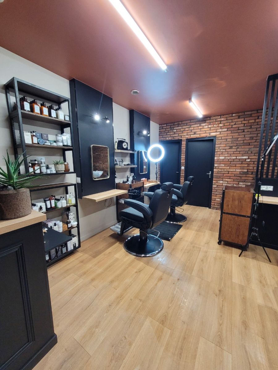 Salon pour Lui