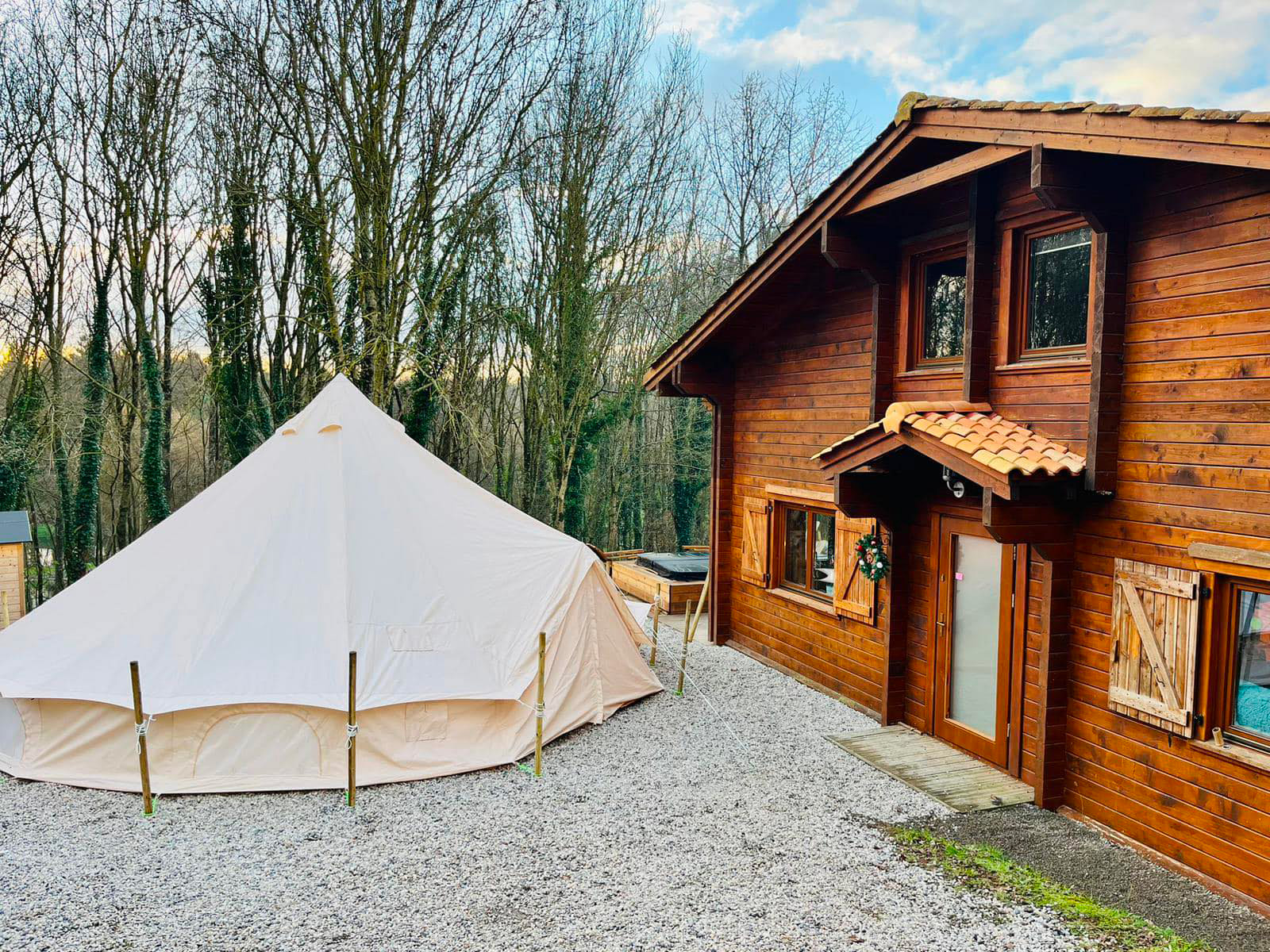 Réservez ici votre Gîte pas cher avec Piscine en Vendée à TalmontSaintHilaire