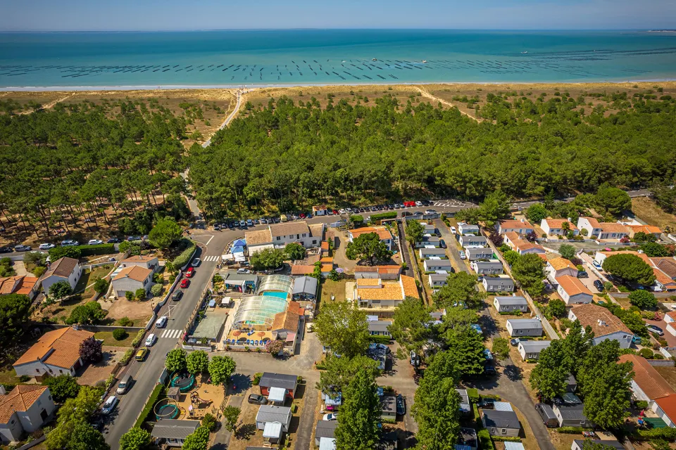 Camping Les Flots Bleus