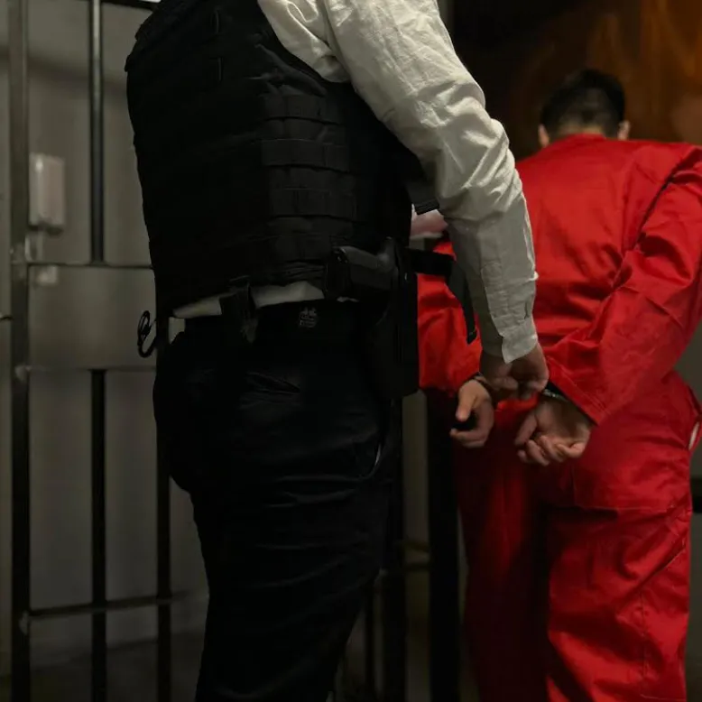 Le Poste Escape 100% policier