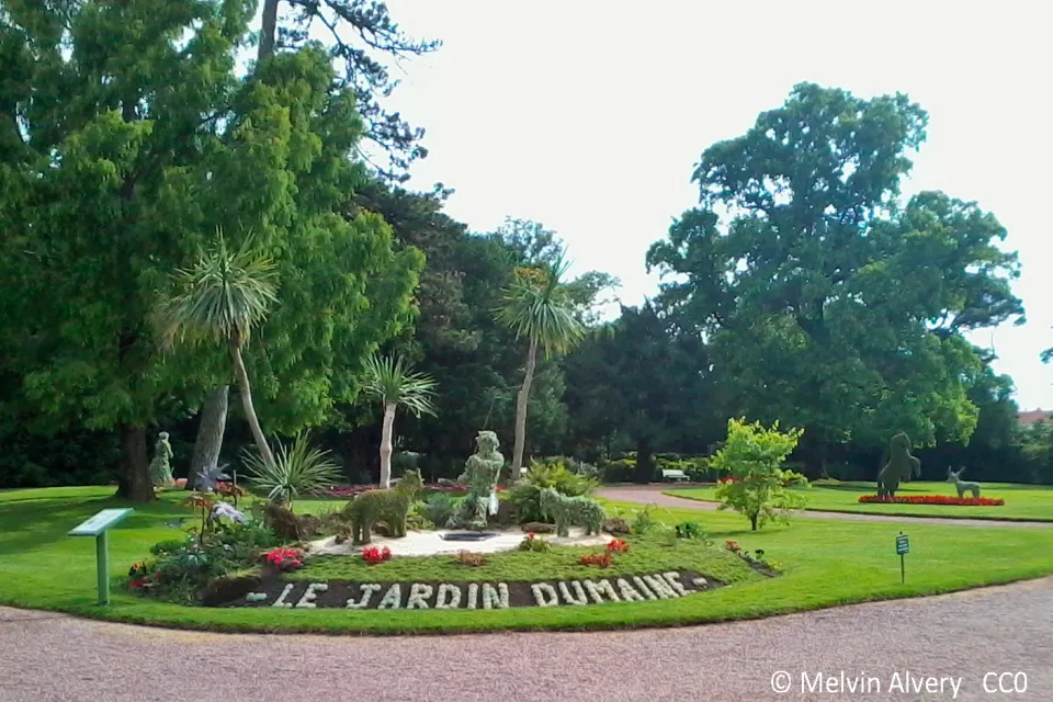 Hyacinthe Dumaine Garden