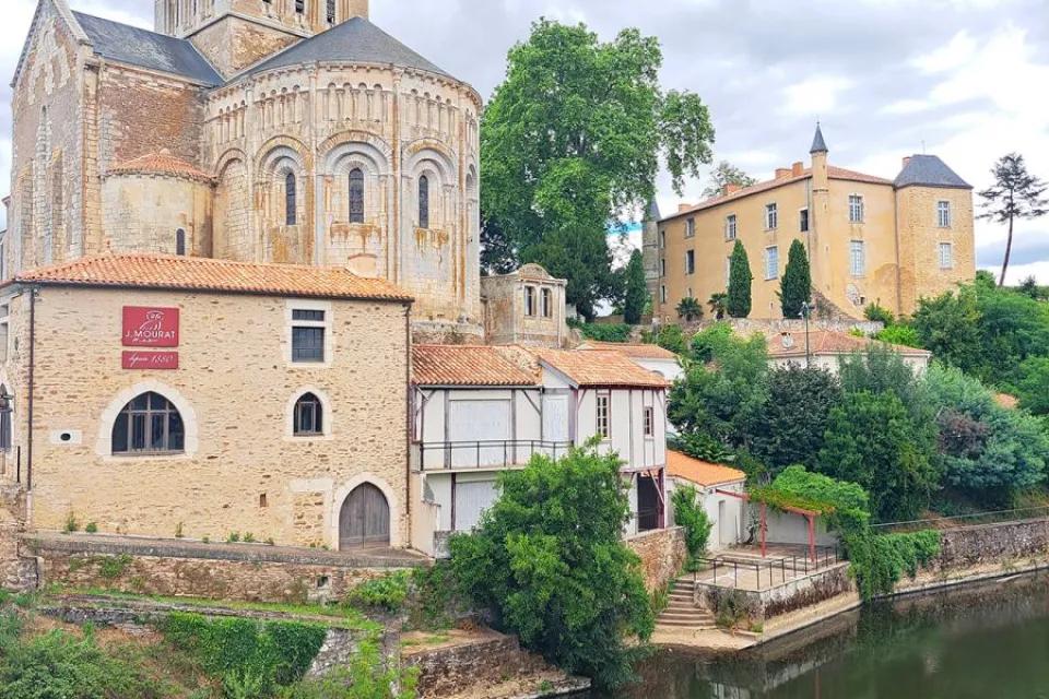 Mareuil-sur-Lay-Dissais
