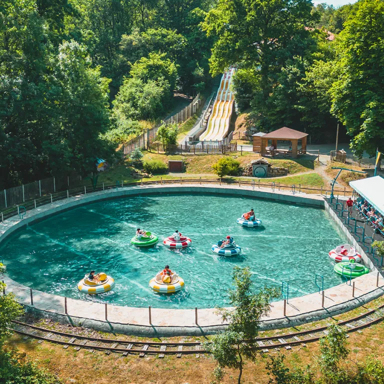 Le Parc de Pierre-Brune à Mervent, une sortie ...