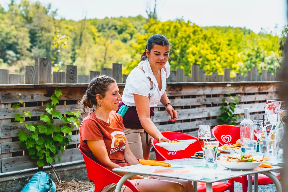 Restaurant panoramique - Pierre-Brune