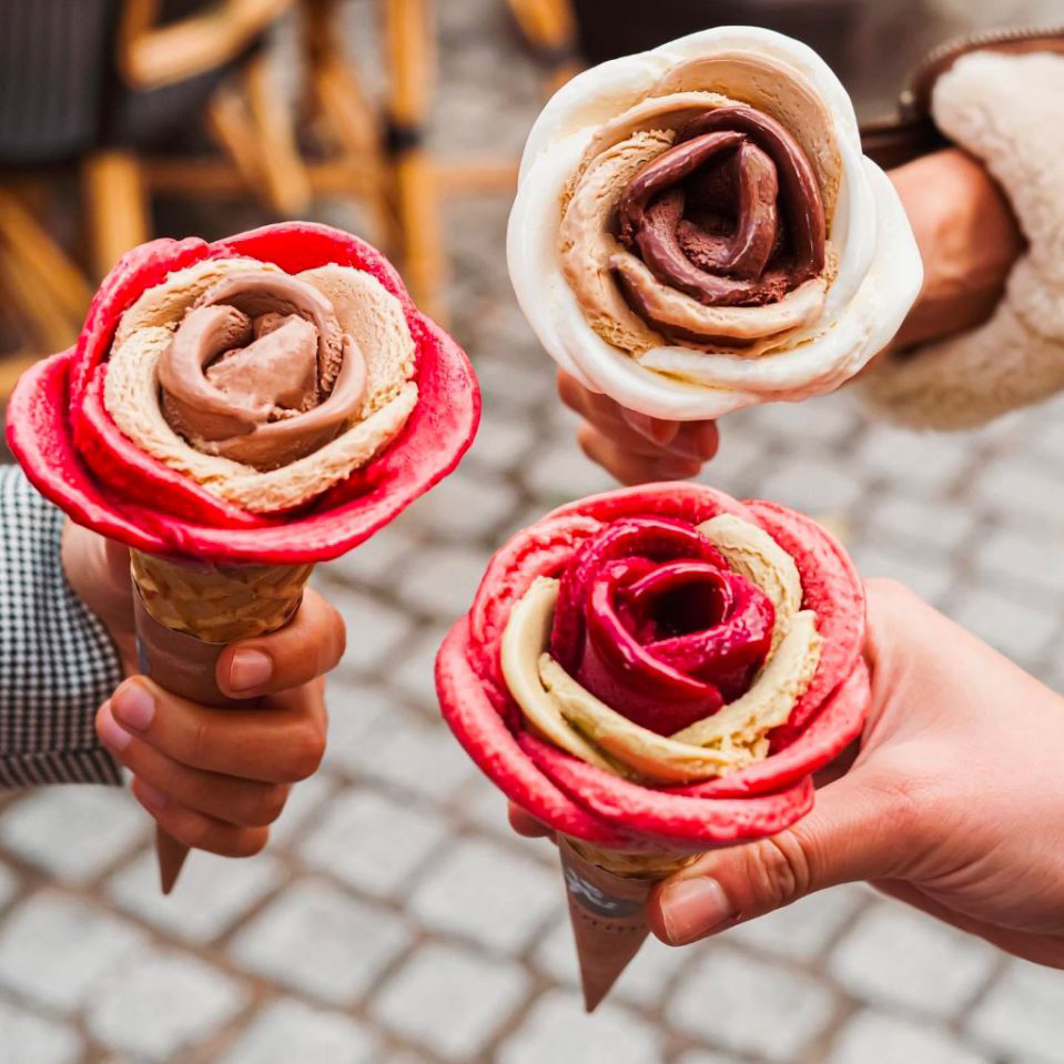 Et si vous faisiez une pause chez Amorino ? - Leader mondial de la glace italienne artisanale