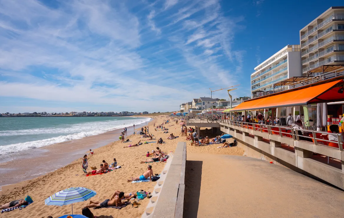 Saint-Gilles-Croix-de-Vie the joys of the Beach